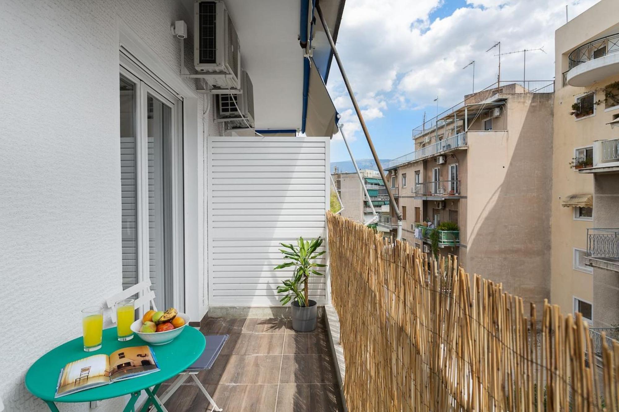 Bright, Modern Retreat Near Acropolis In Koukaki Apartment Athens Exterior photo